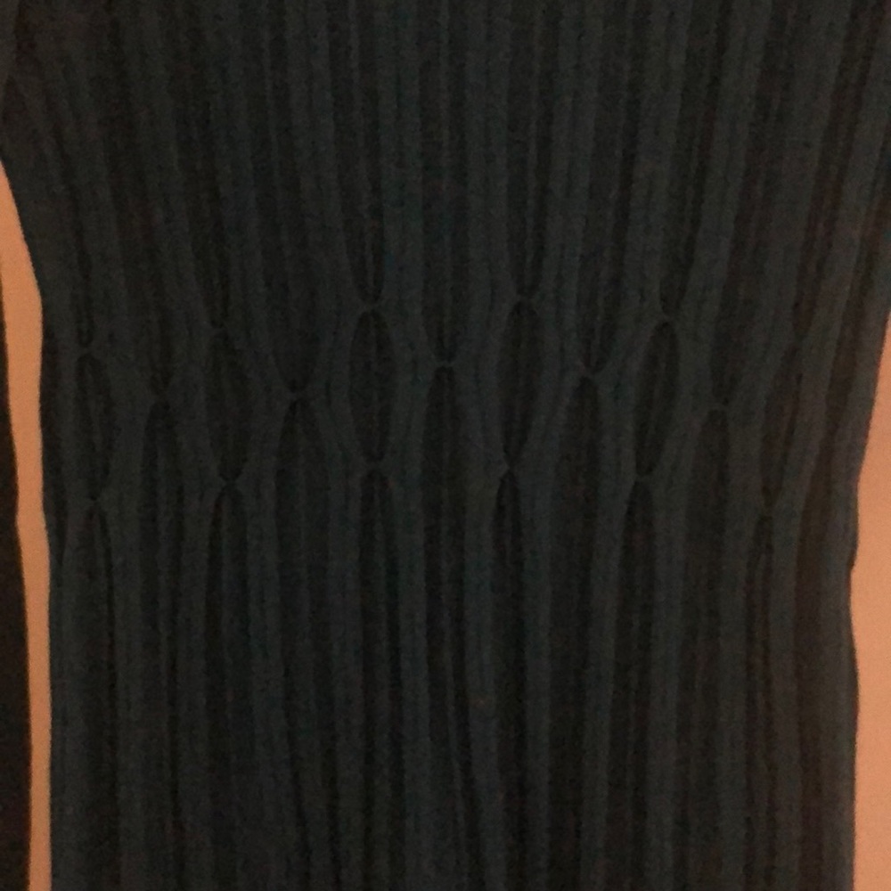 Sweater - Picture 2 of 4